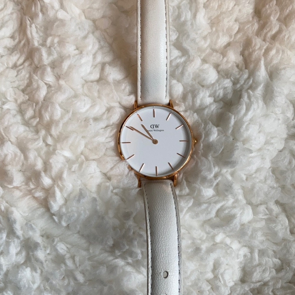 Ladies 32mm Daniel Wellington Watch